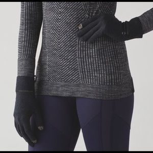 Lululemon gloves